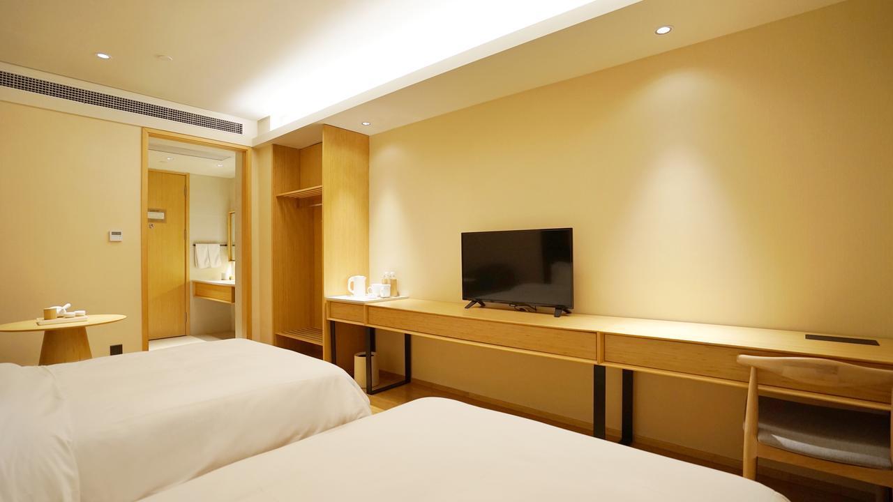 Ji Hotel Shanghai Xujiahui Tianyaoqiao Road מראה חיצוני תמונה